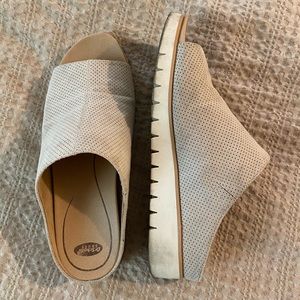 Dr. Scholls Suede slip ons